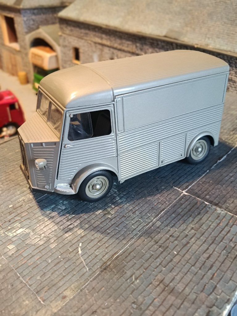 Citroën HY1962 Solido bestelwagen, Hobby en Vrije tijd, Modelauto's | 1:32, Ophalen of Verzenden, Zo goed als nieuw, Bus of Vrachtwagen
