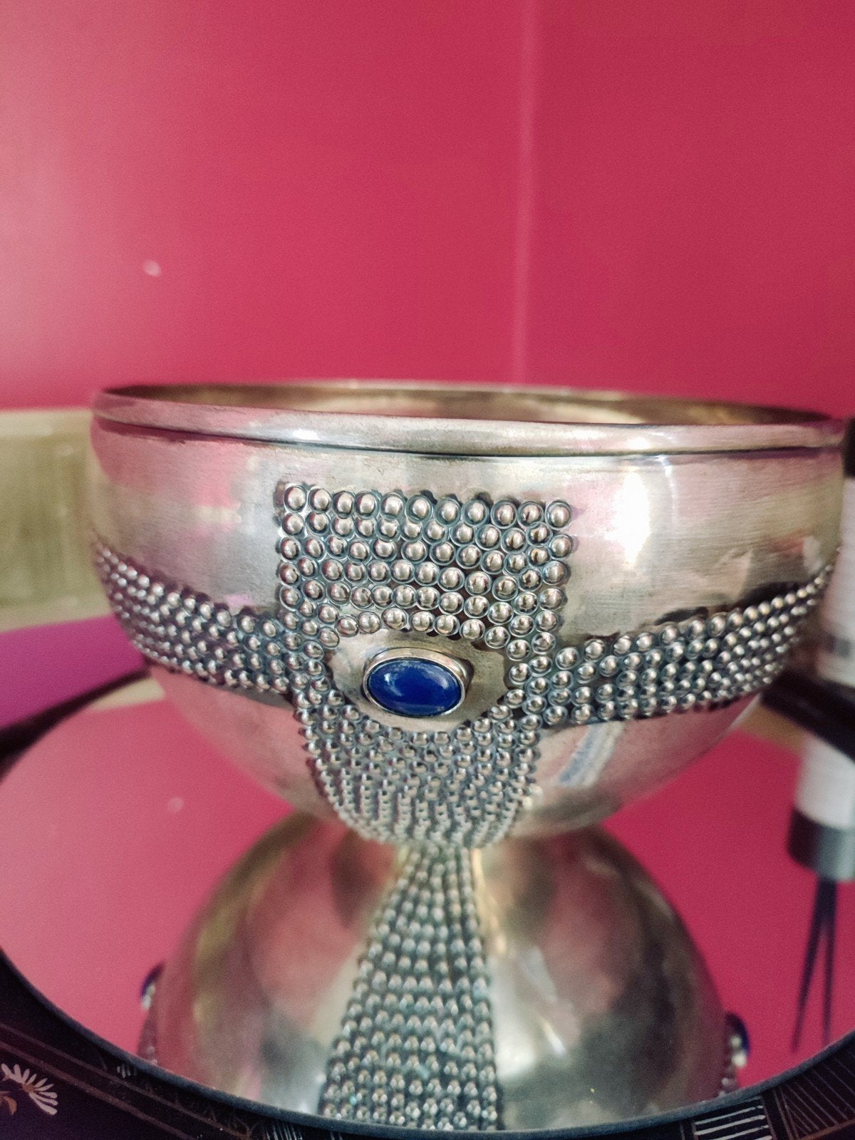 Groot zilveren kom met Lapis lazuli stenen, hammer werk, Antiek en Kunst, Ophalen of Verzenden
