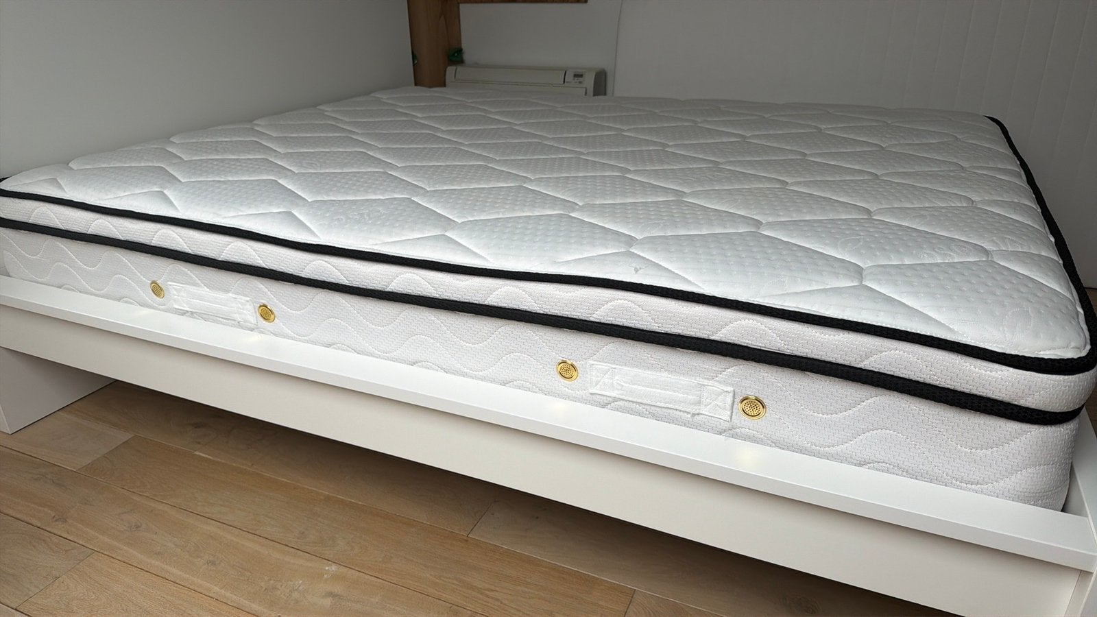 Pocketveren matras 160x200, Ophalen, Zo goed als nieuw, Matras