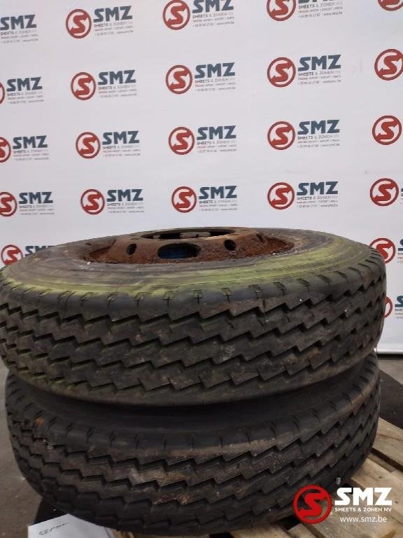 Occ pneu camion Pirelli Cinturato 11 00 R 20, Utilisé, Autres marques, Autres pièces automobiles