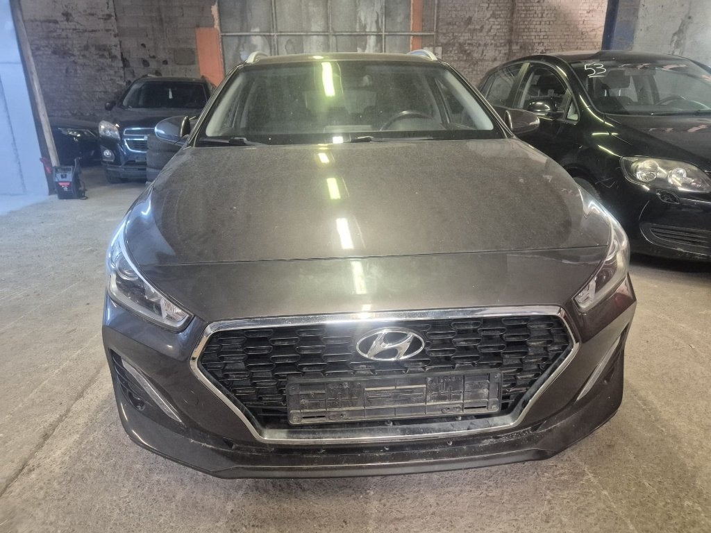 Hyundai i30 Break 1.6 Diesel Problème Moteur, Auto's, Hyundai, Euro 6, Bedrijf, Te koop, 5 zetels