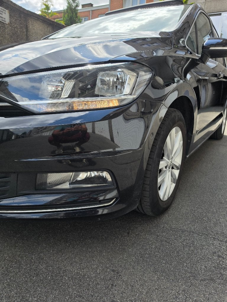 Volkswagen Touran, Achat, Carnet d'entretien, Noir, 5 portes