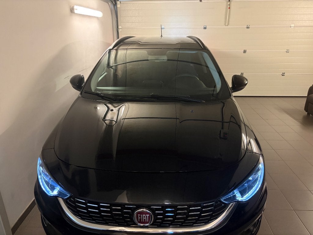 Auto fiat, Autos, Achat, Euro 6, Boîte manuelle, Noir