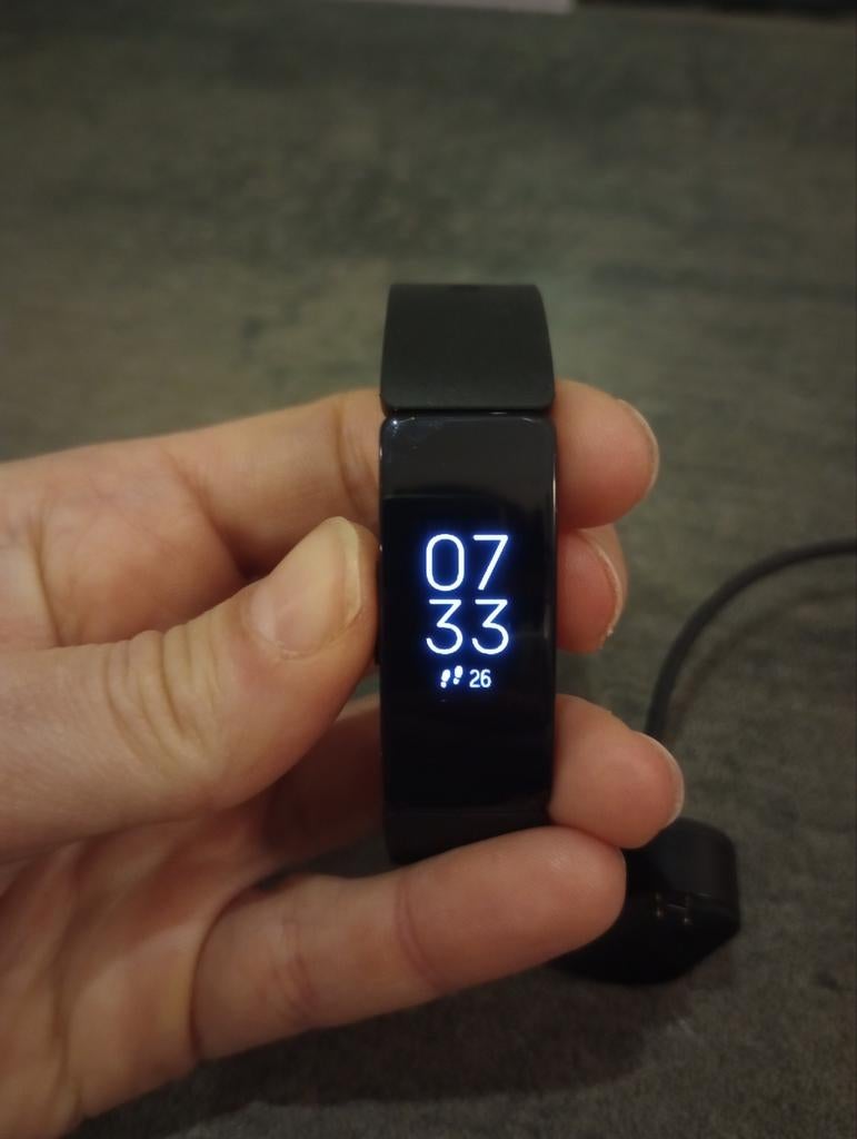 Fitbit inspire (activity tracker), Ophalen