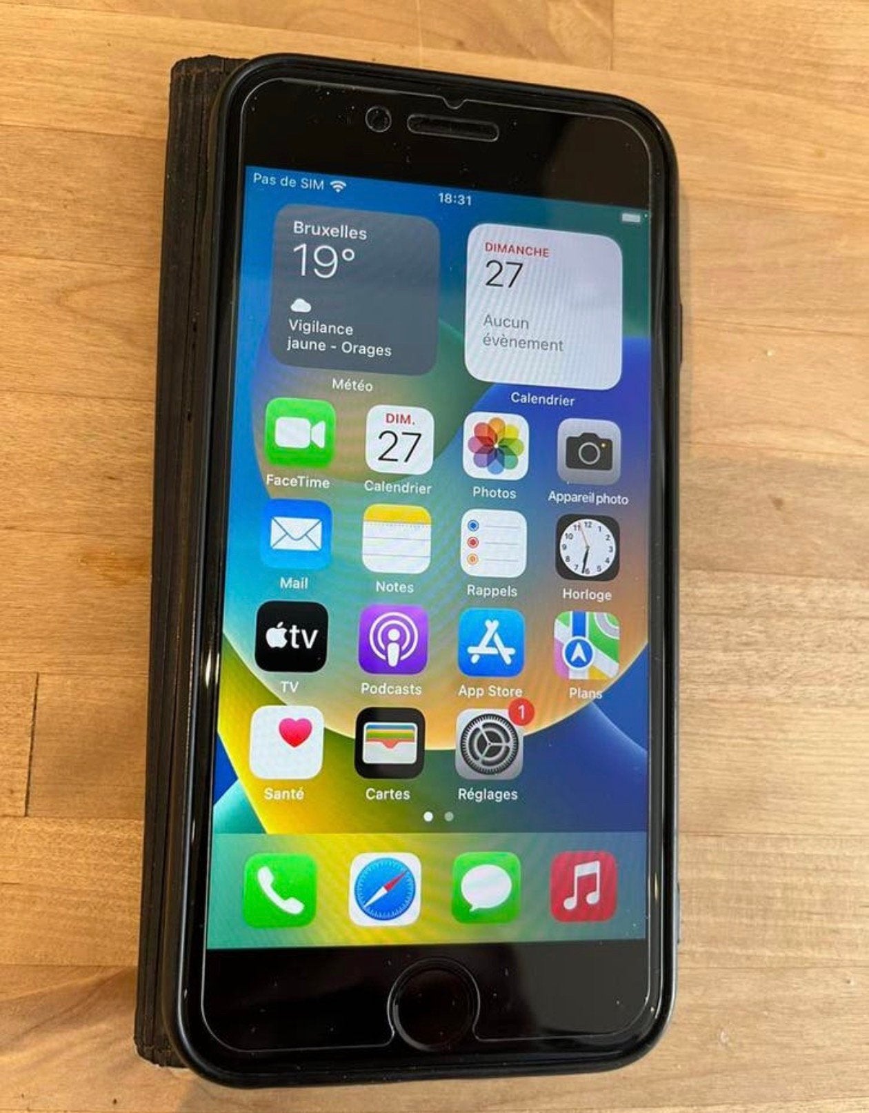 Iphone 8 - Noir - 64Gb - Parfait état ! Batterie a 92%, Télécoms, Enlèvement, Comme neuf, Noir, IPhone 8