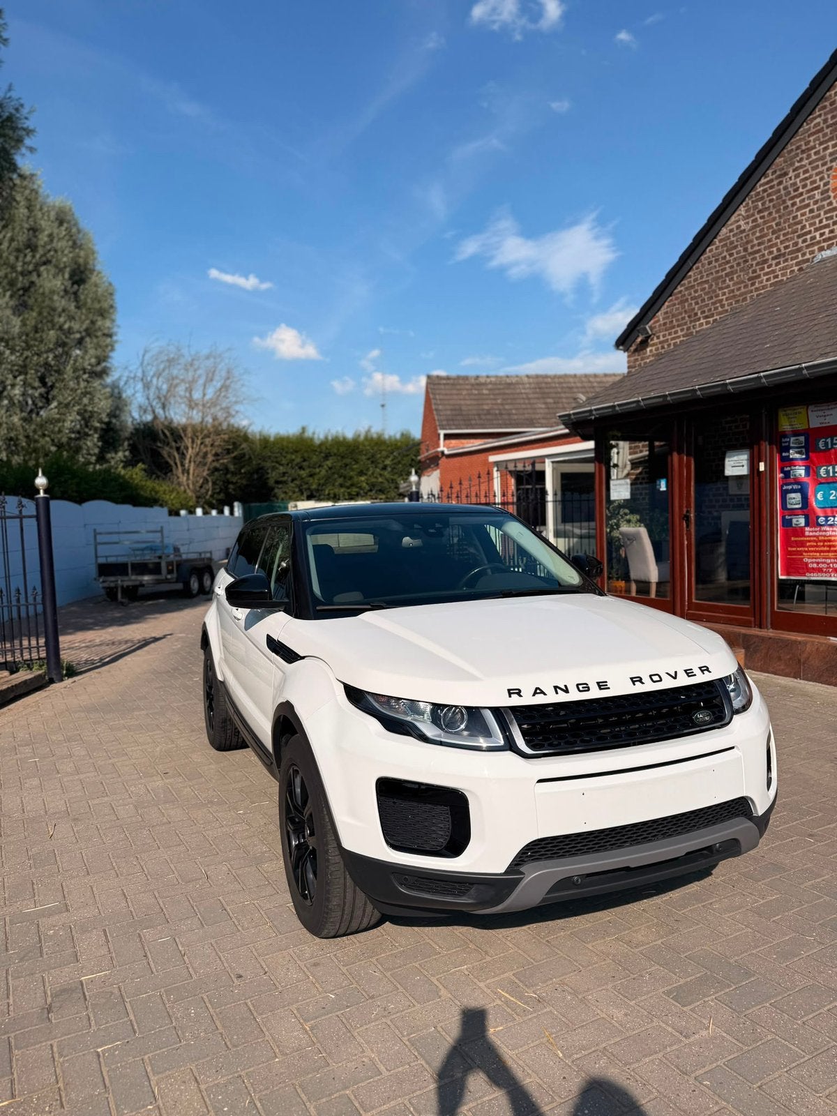 Range Rover Evoque 150 ch 119 000 km 10 950€ Prix fixe, Autos, Land Rover, Particulier, ABS, Caméra de recul, Régulateur de distance