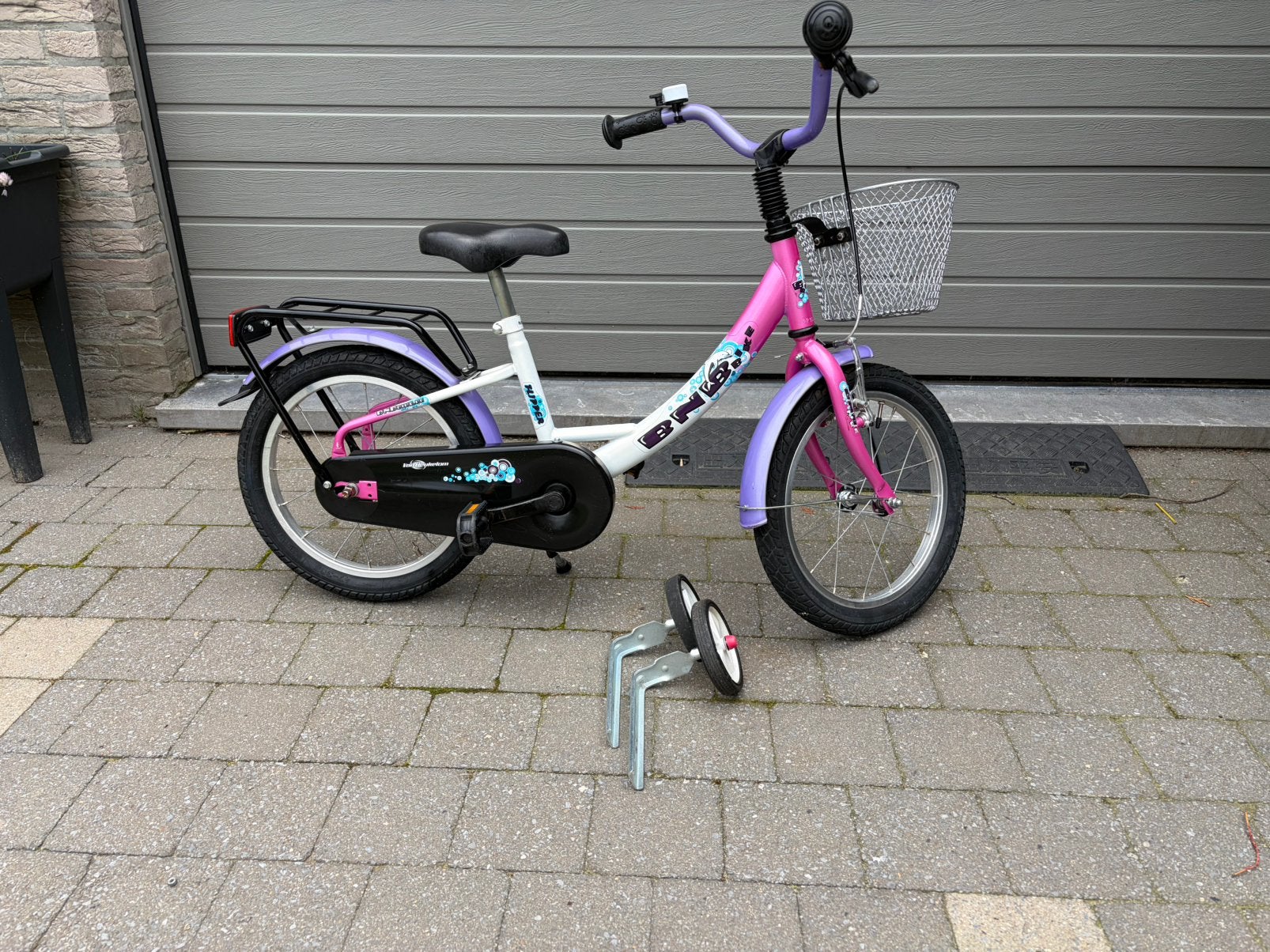 Kinderfiets BNB 16 inch, Fietsen en Brommers, Ophalen, Zo goed als nieuw