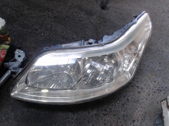 Optique avant gauche Citroen C4 2004-2008 LP/15698, Enlèvement, Utilisé