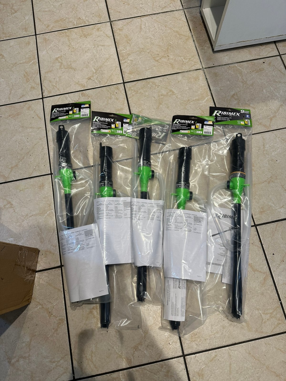 Pompe électrique a fuel a vendre, Autos : Pièces & Accessoires, Enlèvement ou Envoi