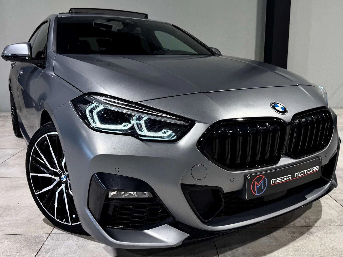 BMW 2 Serie 218 iA 136CV PACK M" + SHADOW" GREY FROZEN MAT B, Auto's, 4 deurs, Gebruikt, 2 Reeks, 136 pk
