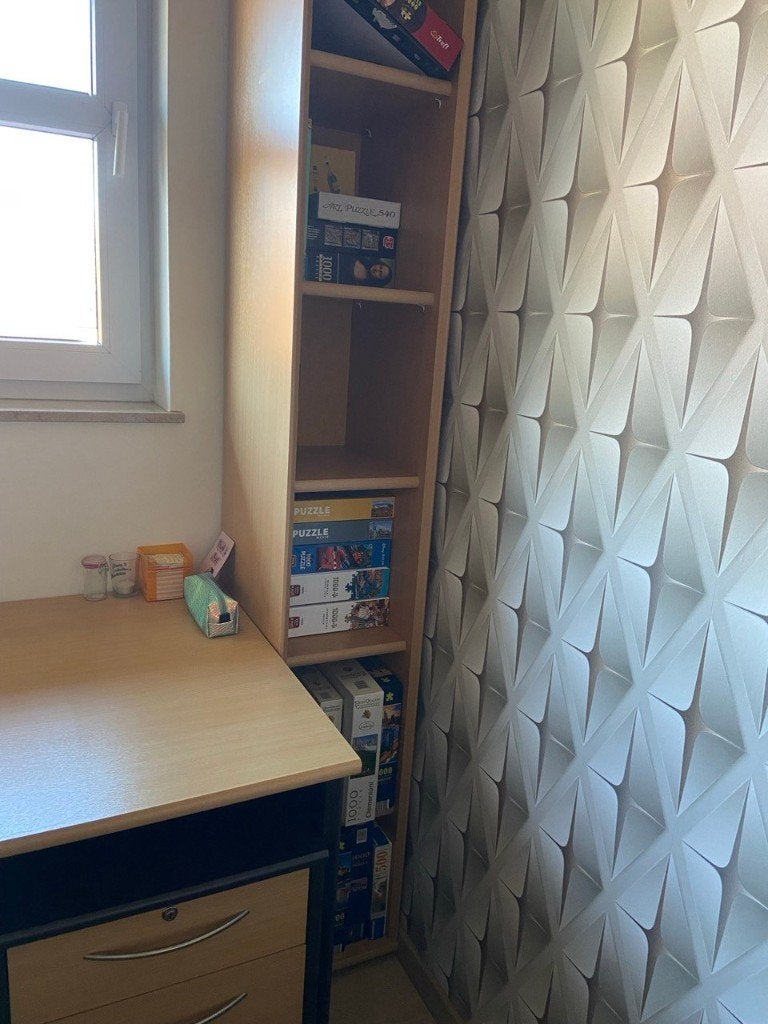Hoge smalle boekenkast – 210 cm hoog – slechts 30 cm breed, Teck, 25 à 50 cm, Avec tablette(s), Comme neuf