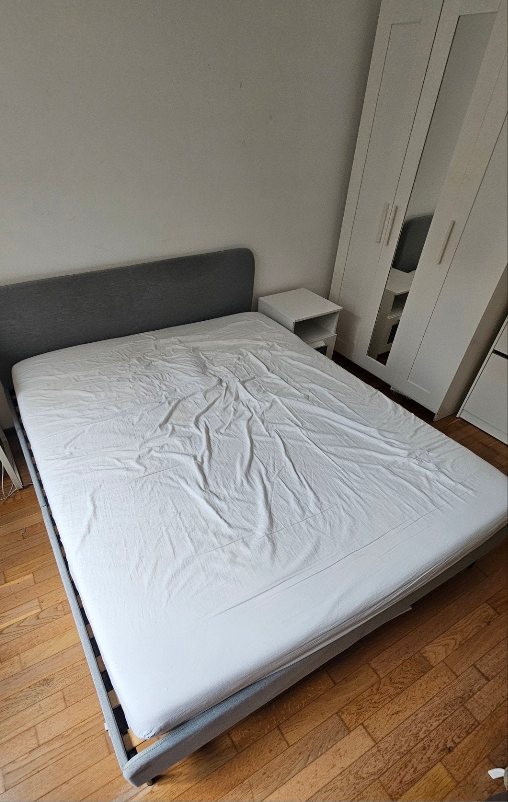 IKEA Slattum & Vesteroy lit, Maison & Meubles, Chambre à coucher | Lits, Enlèvement