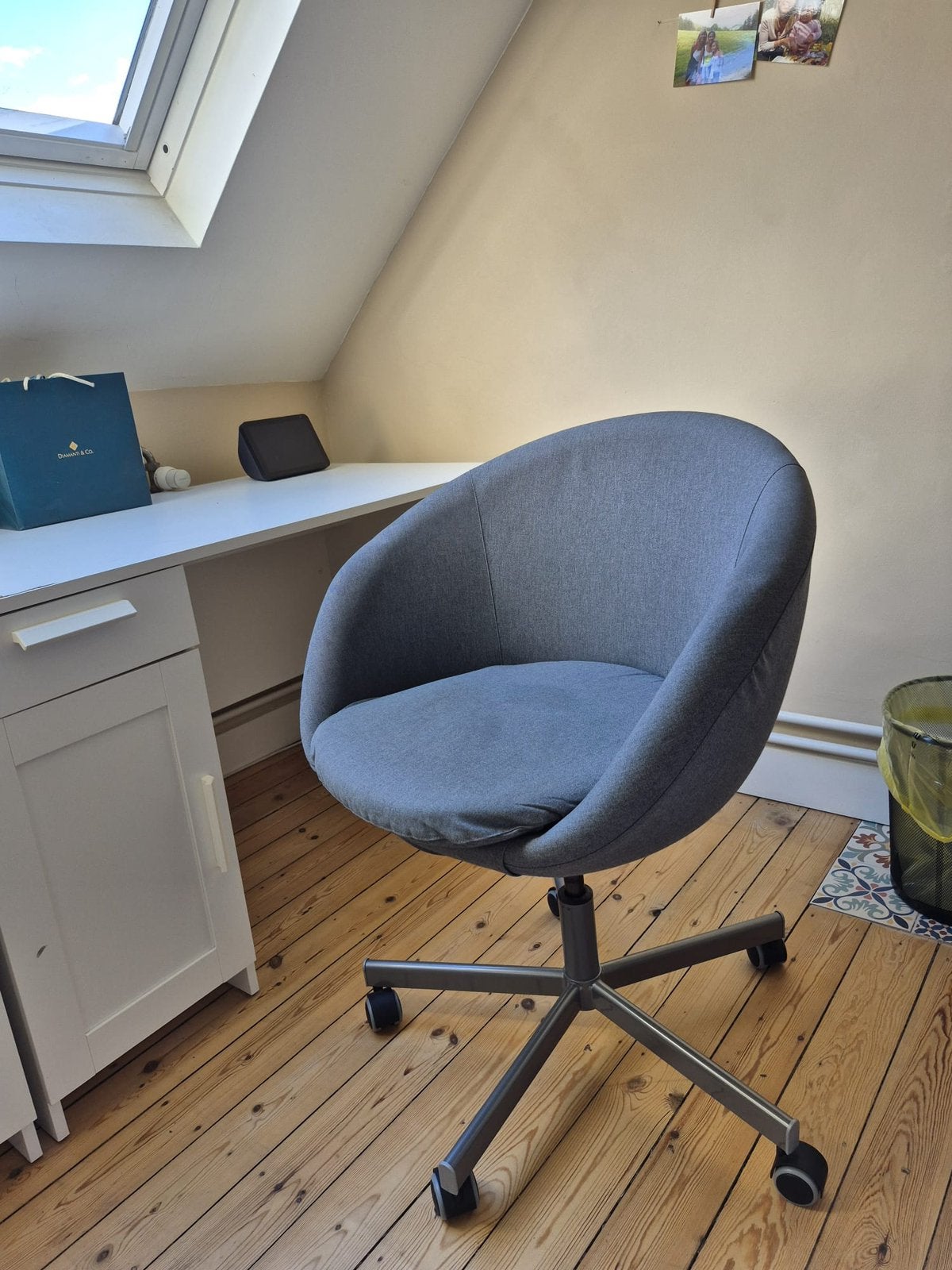 2 CHAISES IKEA: Swivel chair, Vissle grey, Maison & Meubles, Enlèvement, Utilisé, Gris, Chaise de bureau