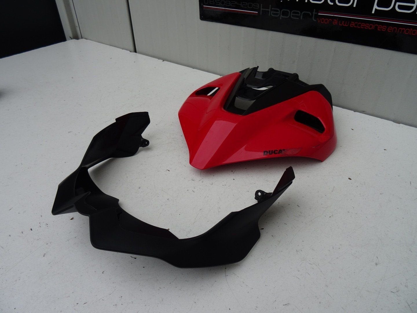 Bovenkuip / Topkuip Ducati Streetfighter V2 2022-2024 Rood, Gebruikt, -, -, Ophalen of Verzenden