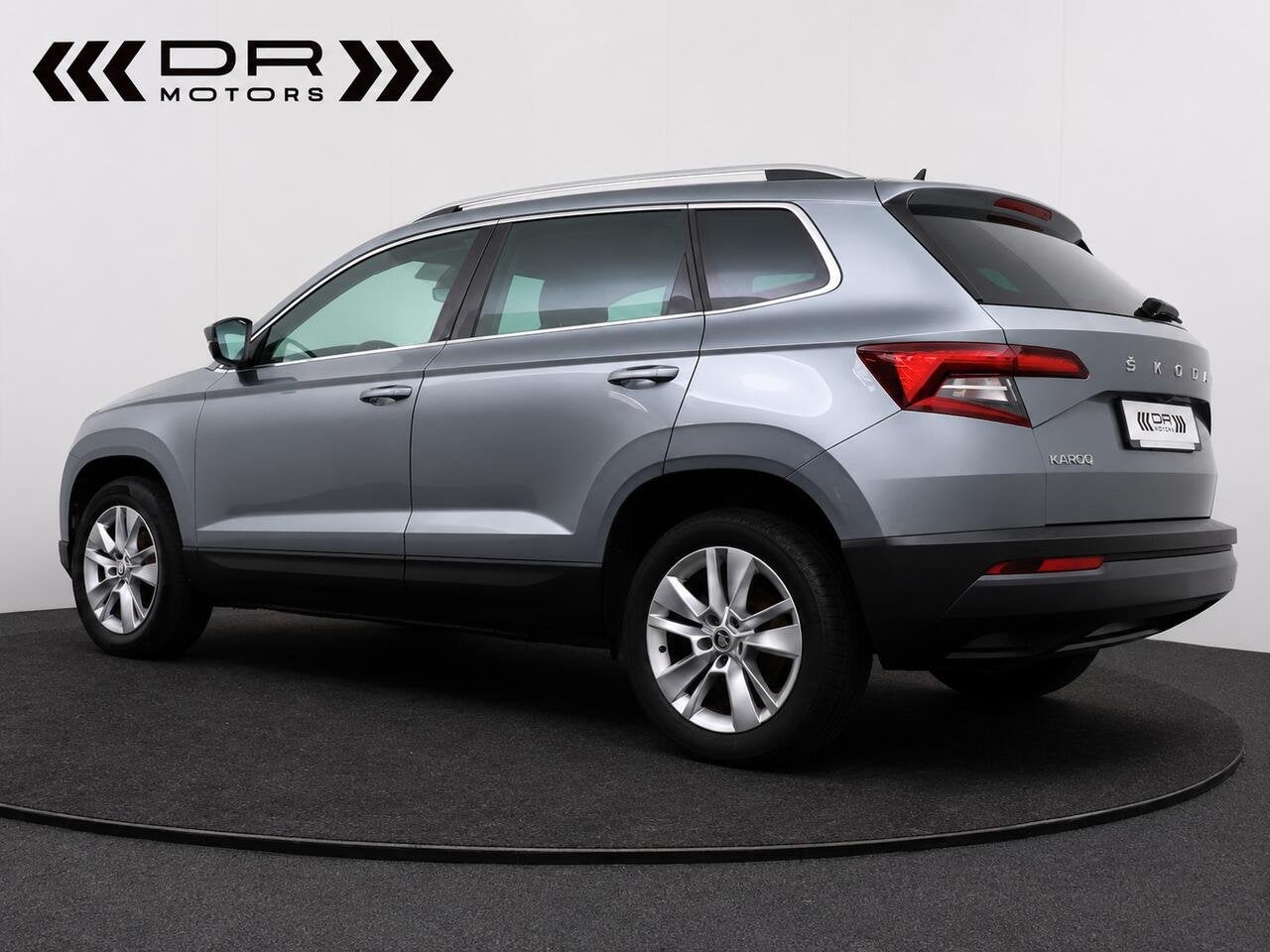Skoda Karoq 1.5 TSI DSG AUTOMAAT - ADAPTIVE CRUISE - TREKHA, Auto's, Skoda, 4 cilinders, 0 kg, Karoq, Bedrijf
