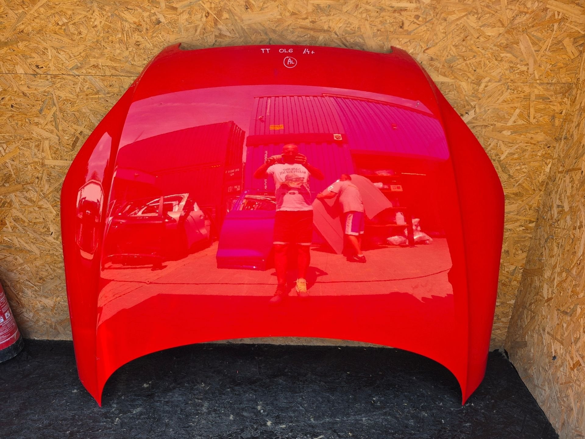 Cache-moteur Audi TT 2006-2014, AUDI AG, Auto-Union-Strasse 1
85045  Ingolstadt, DE, Audi, Utilisé