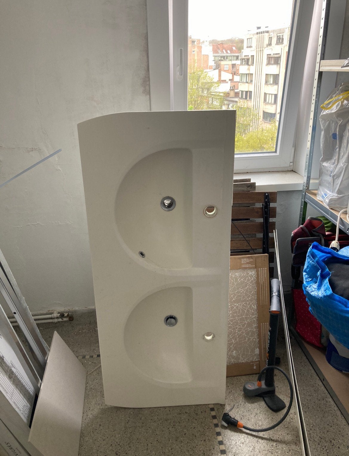 Double vasque, Enlèvement, Comme neuf