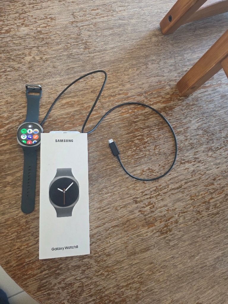 Galaxy watch 8, Zwart, Nieuw, Ophalen of Verzenden, Samsung