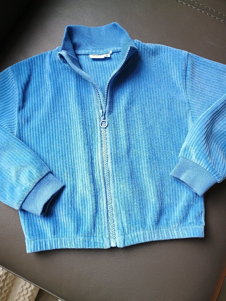 sportieve trui met rits maat 122/128, Kinderen en Baby's, Gebruikt, NAME IT., Jongen of Meisje, Trui of Vest