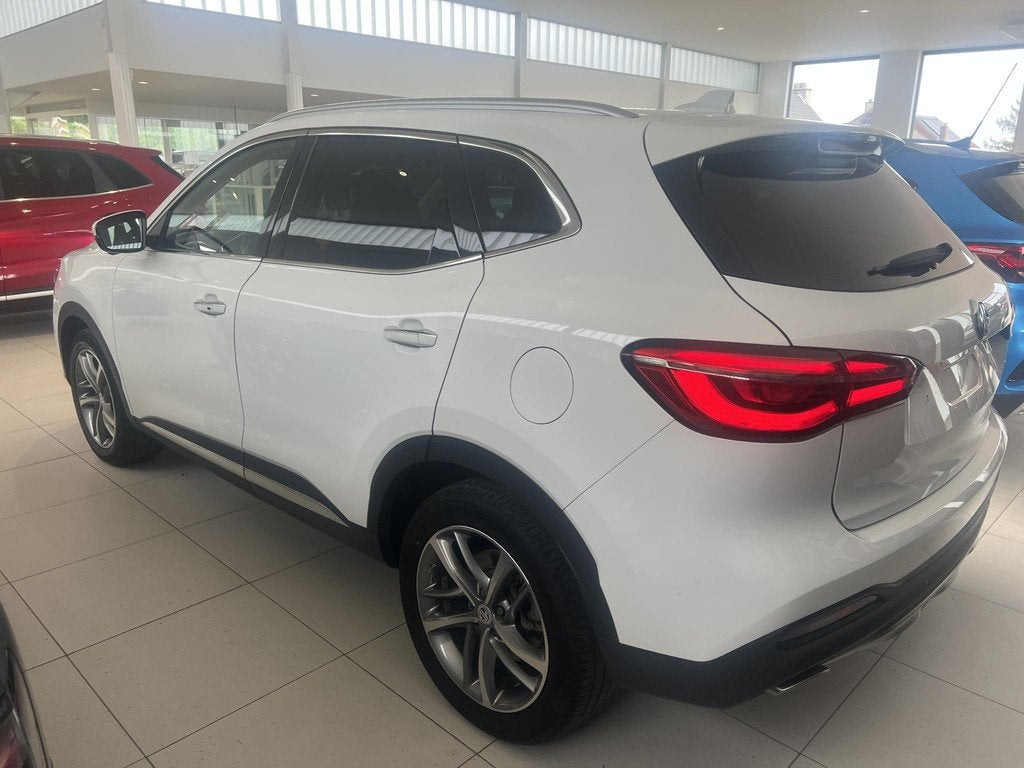 MG EHS Luxury 5D AUTO6 SUV, Gebruikt, Wit, Bedrijf, 5 deurs