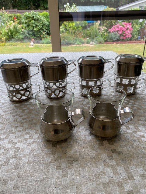 Vintage koffiefilters en theeglazen, Ophalen