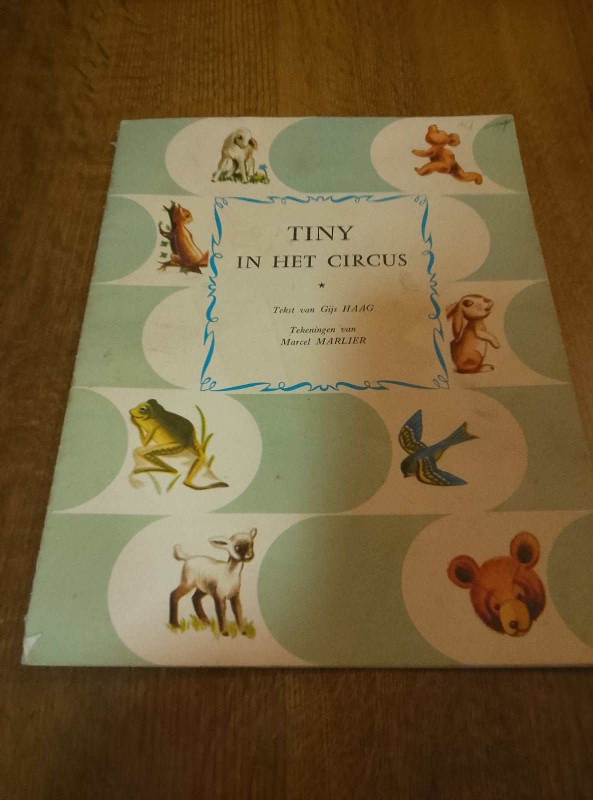 oud Tiny boekje, Enlèvement