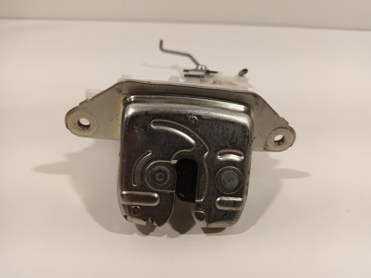Slot mechaniek kofferdeksel achterklep elektrisch Suzuki Cel, Onderdelen@venauto.nl, Van der Ven Autorecycling B.V., Gebruikt