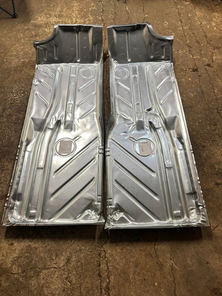 Plancher Golf Caddy MK1, Enlèvement, Avant