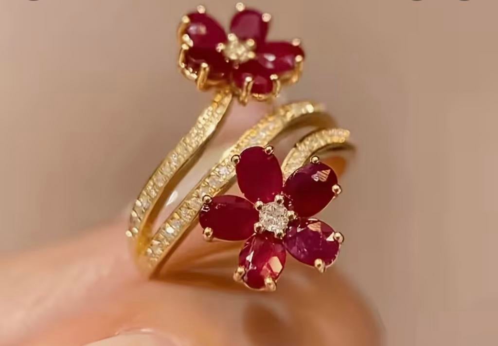 Elegante en Levendige Rode Bloemen open Ring, Handtassen en Accessoires, Ringen, Ophalen of Verzenden, Zo goed als nieuw