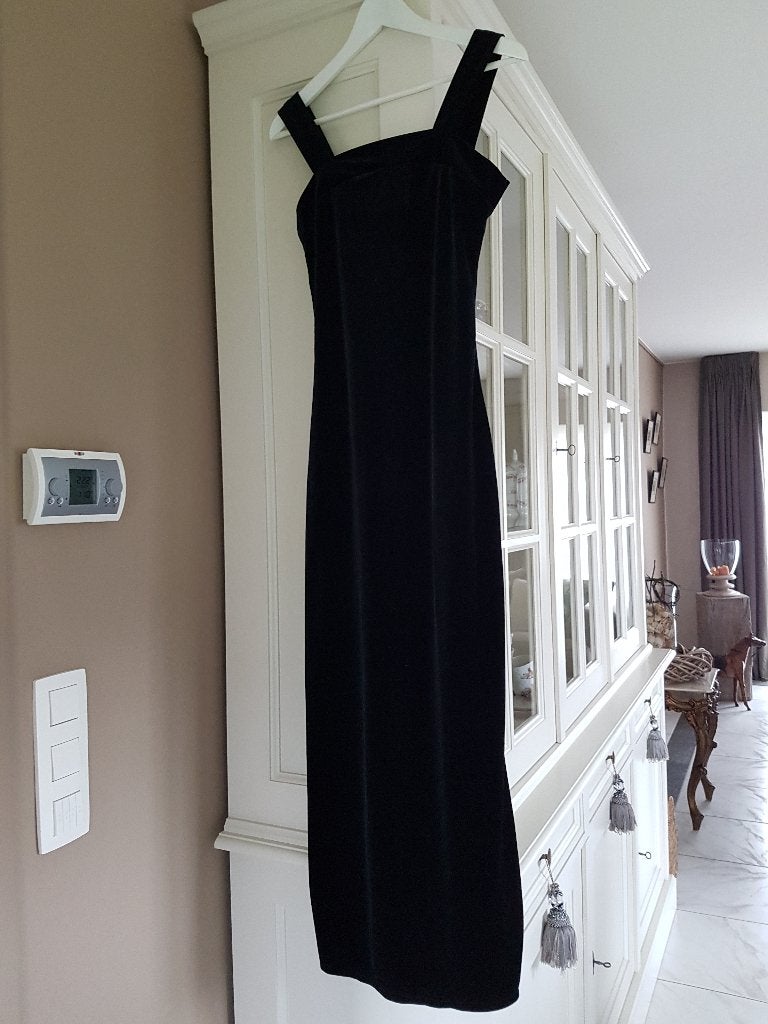 Feest kleed in velours met split - maat 36/38, Kleding | Dames, Ophalen, Zwart, Zo goed als nieuw, Maat 36 (S)