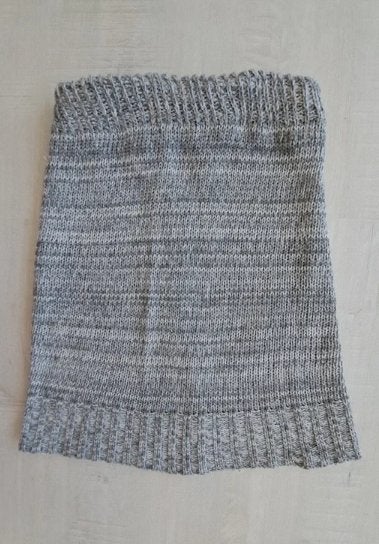 Handgemaakte gebreide minirok van wol - maat XS, Kleding | Dames, Rokken, Fait main, Ophalen of Verzenden, Zo goed als nieuw, Maat 34 (XS) of kleiner