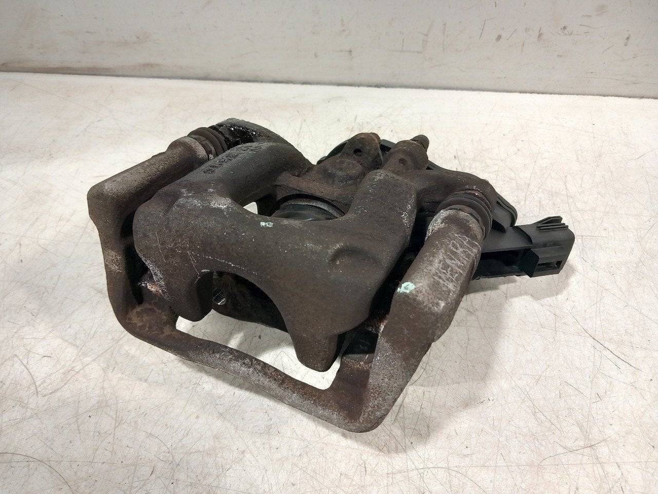 Remklauw rechts achter Mazda 6, Auto-onderdelen, Onderdelen@venauto.nl, Van der Ven Autorecycling B.V., Gebruikt, Ettenseweg 76, 4706 PB Roosendaal, The Netherlands