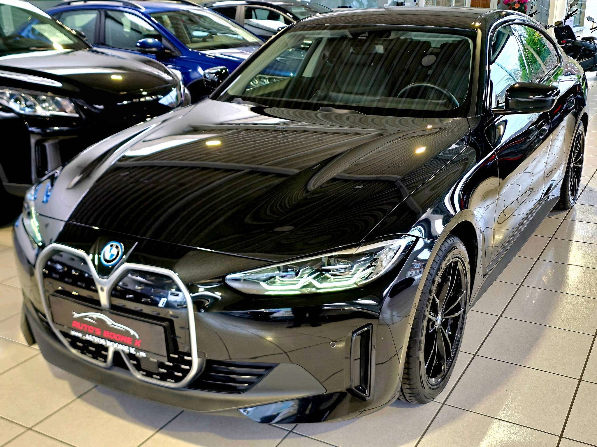 BMW i4 i4 eDrive/360Camera / 8j garantie / Eerste Eig, Auto's, Gebruikt, Zwart, Zwart, Leder