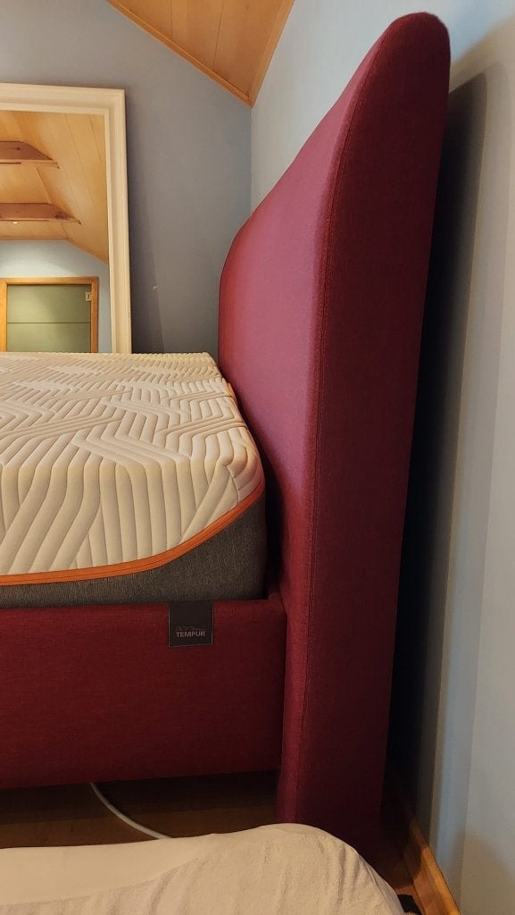 Bed + bodem + matras Tempur, Huis en Inrichting, Slaapkamer | Bedden, Ophalen, 210 cm, Tweepersoons, Zo goed als nieuw
