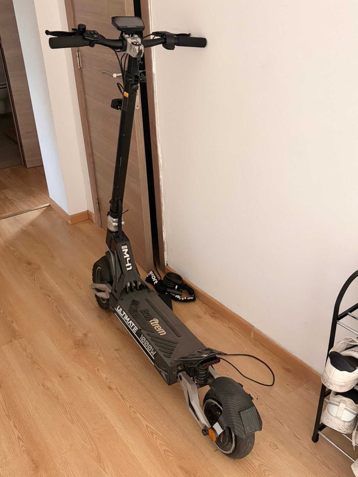 EcoXtrem M41 Tank 1000W - Batterie 48V 16Ah, Enlèvement, Comme neuf, Step électrique (E-scooter)