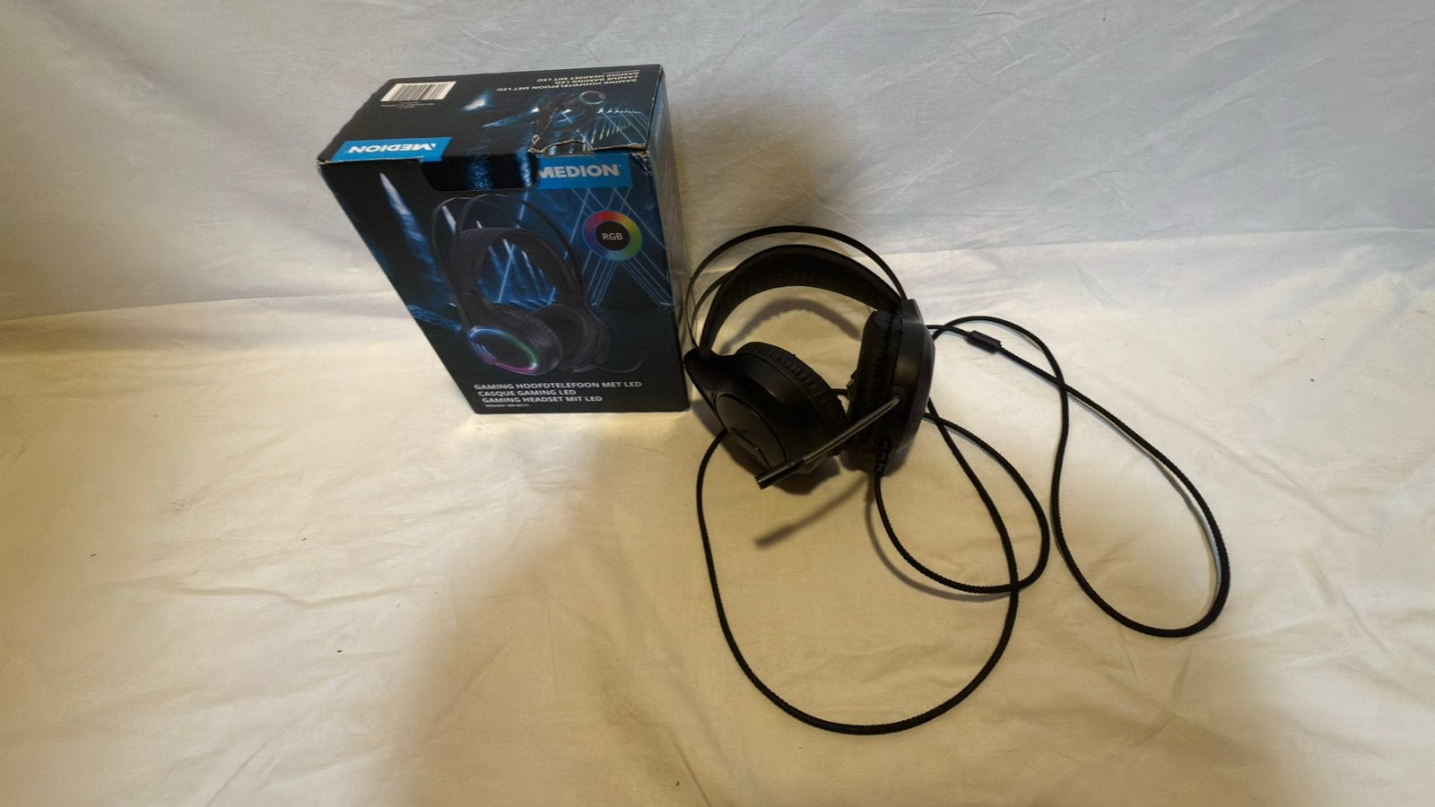 Medion Gaming Headset! RGB Lampen, Micro, Volumeregelaar!, Computers en Software, Gaming headset, Medion, Ophalen of Verzenden