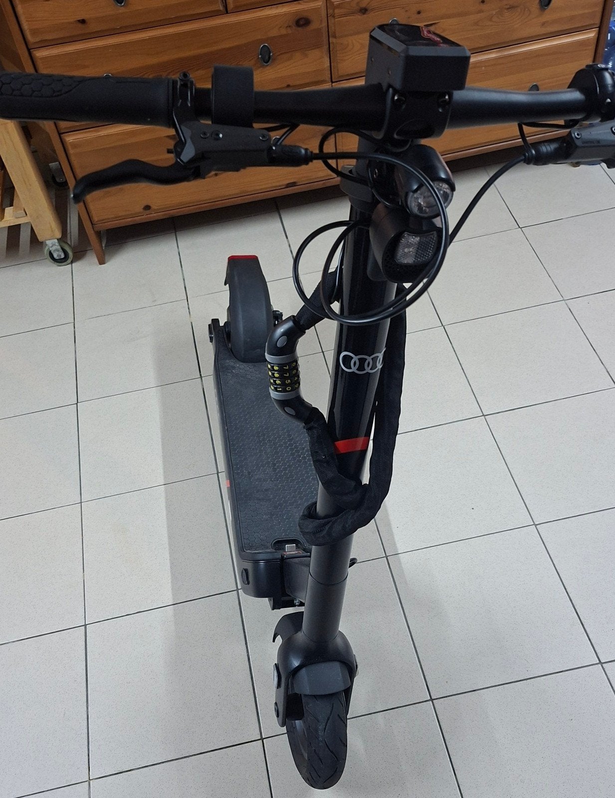 trotinette Audi, Enlèvement, Utilisé, Audi
