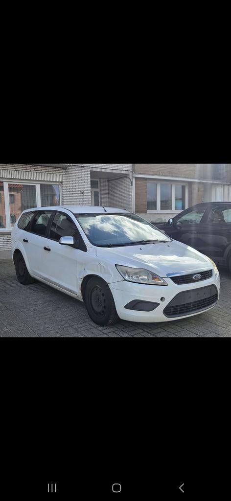Ford Focus Diesel 1.6 

en 2009

300 000 km 

avec climatisa, Autos, Particulier, Diesel, Achat