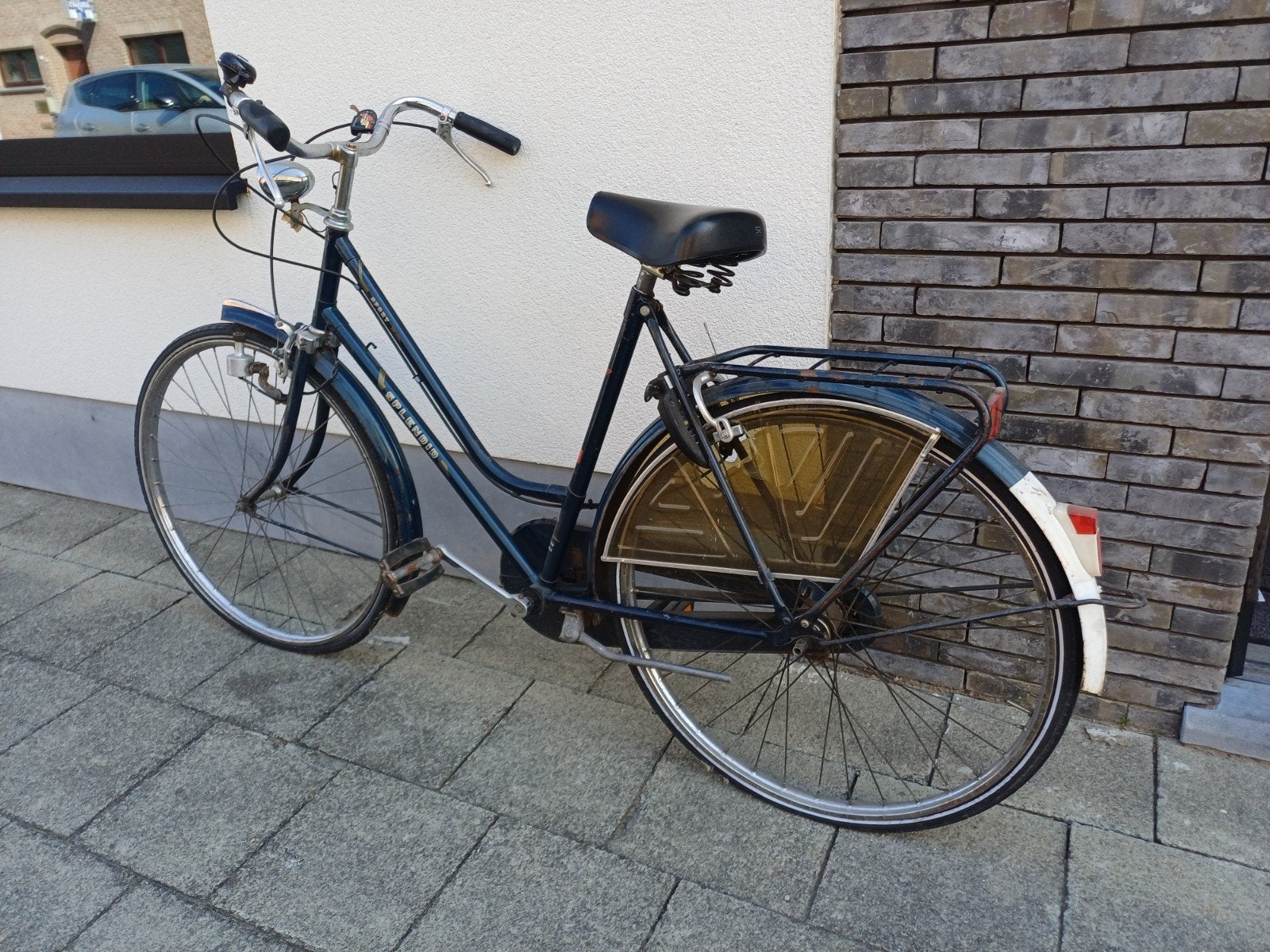 Damesfiets Splendid (klein model), Ophalen