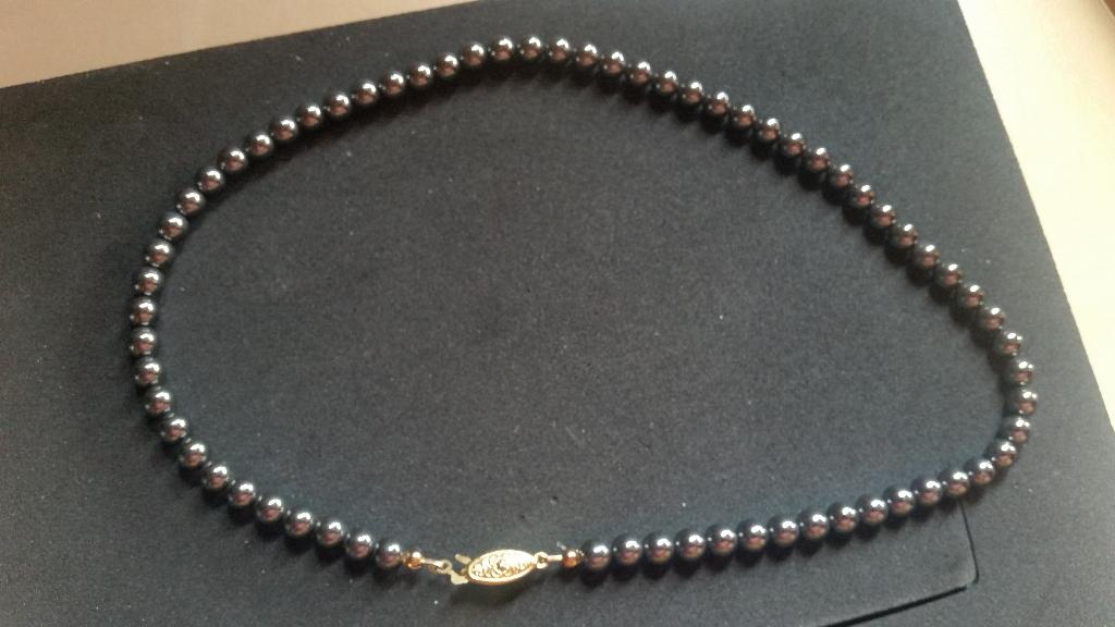 Zwarte parelketting, Ophalen of Verzenden, Zo goed als nieuw, Zwart, Overige materialen