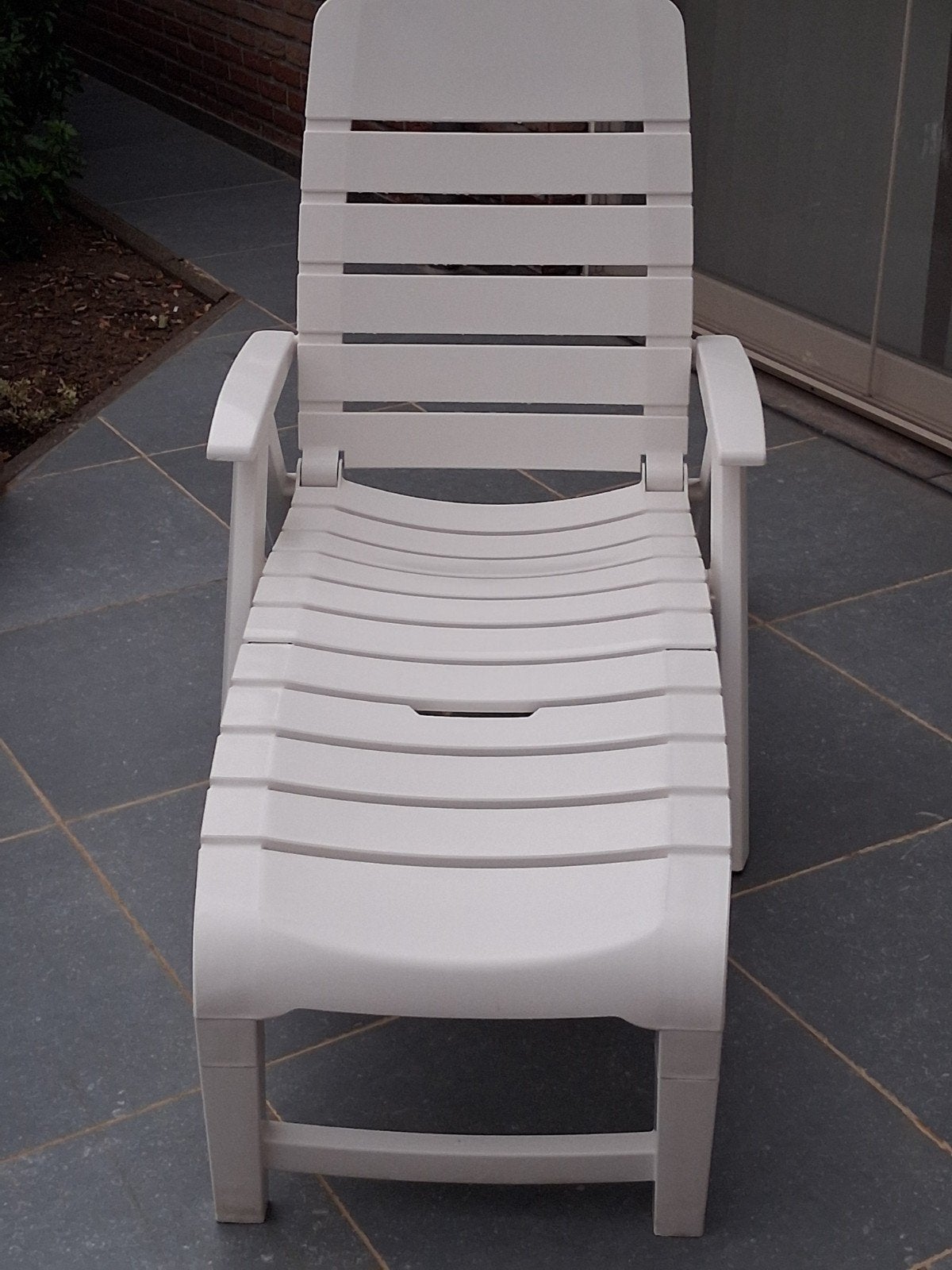 Ligbed, Tuin en Terras, Ophalen, Zo goed als nieuw, Kunststof, Inklapbaar