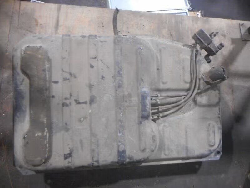 BRANDSTOFTANK Opel Omega A (16 / 17 / 19) (01-1986/03-1994), Bahnhofsplatz 65423 Rüsselsheim am Main, DE, Gebruikt, Opel, Opel Automobile GmbH
