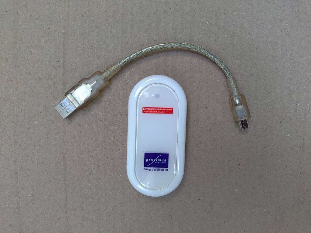 Modem USB HSDPA (3.5G) - Huawei E220, Ophalen of Verzenden, Zo goed als nieuw