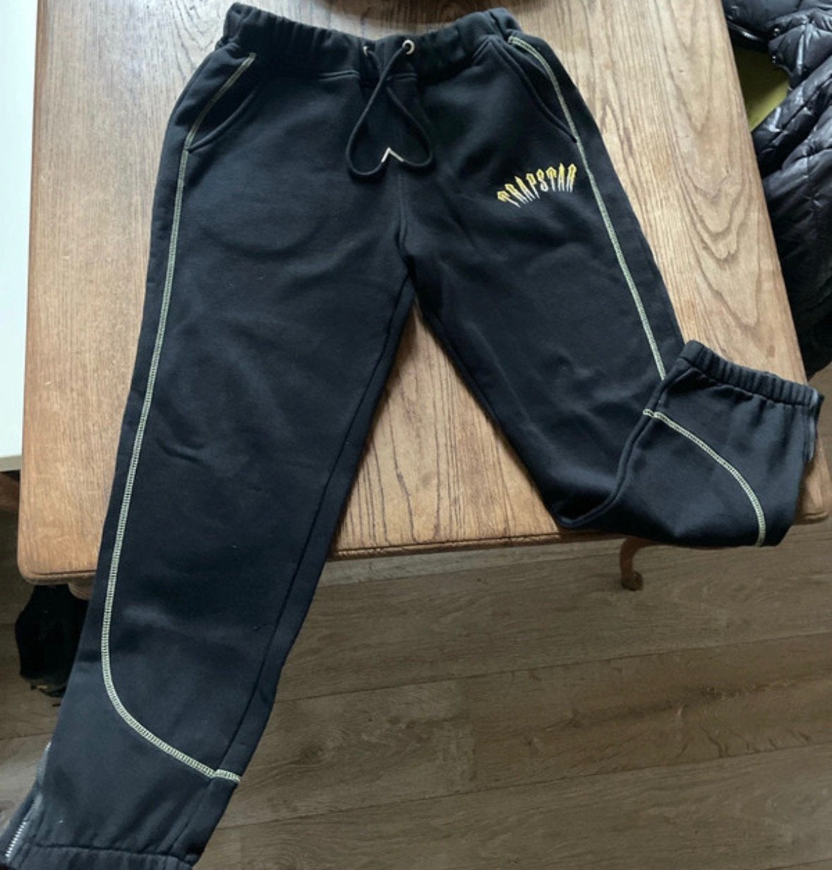 Trapstar, Enlèvement ou Envoi, Comme neuf, Taille 48/50 (M), Noir