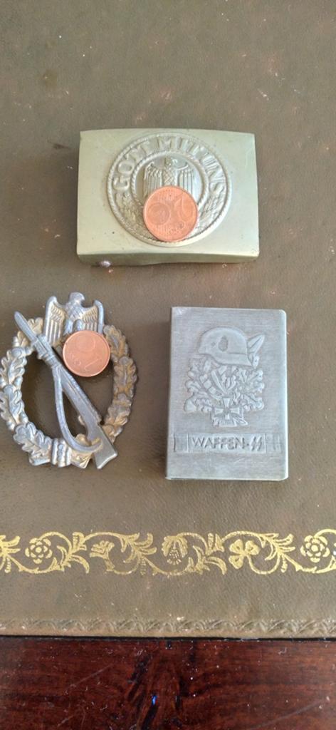 Souvenirs de la Seconde Guerre mondiale, Bijoux, Sacs & Beauté, Broches, Enlèvement ou Envoi