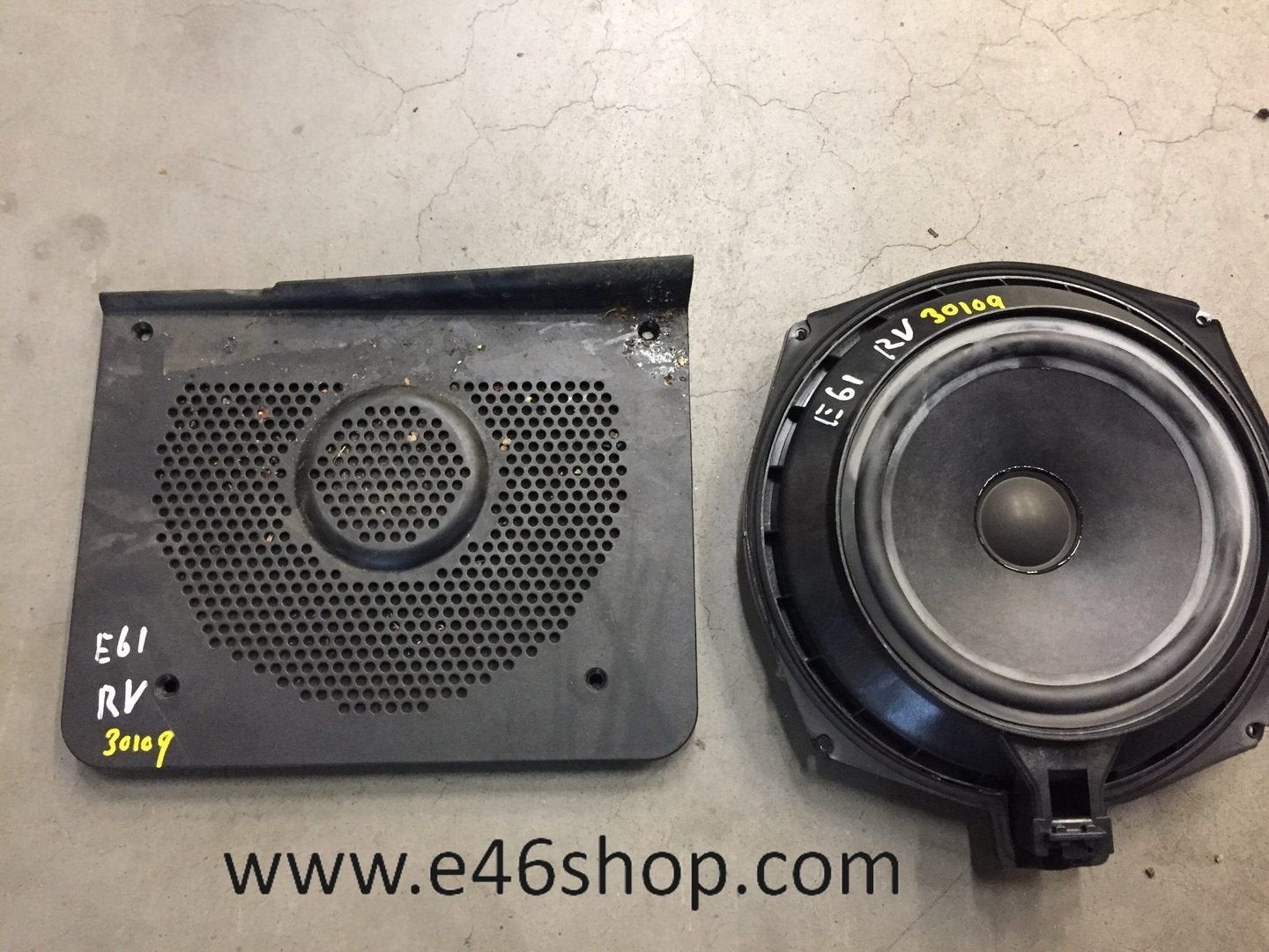Speaker subwoofer BMW E60 E61 rechts oem 6929100, Auto diversen, Autoradio's, Ophalen of Verzenden, -, -, -