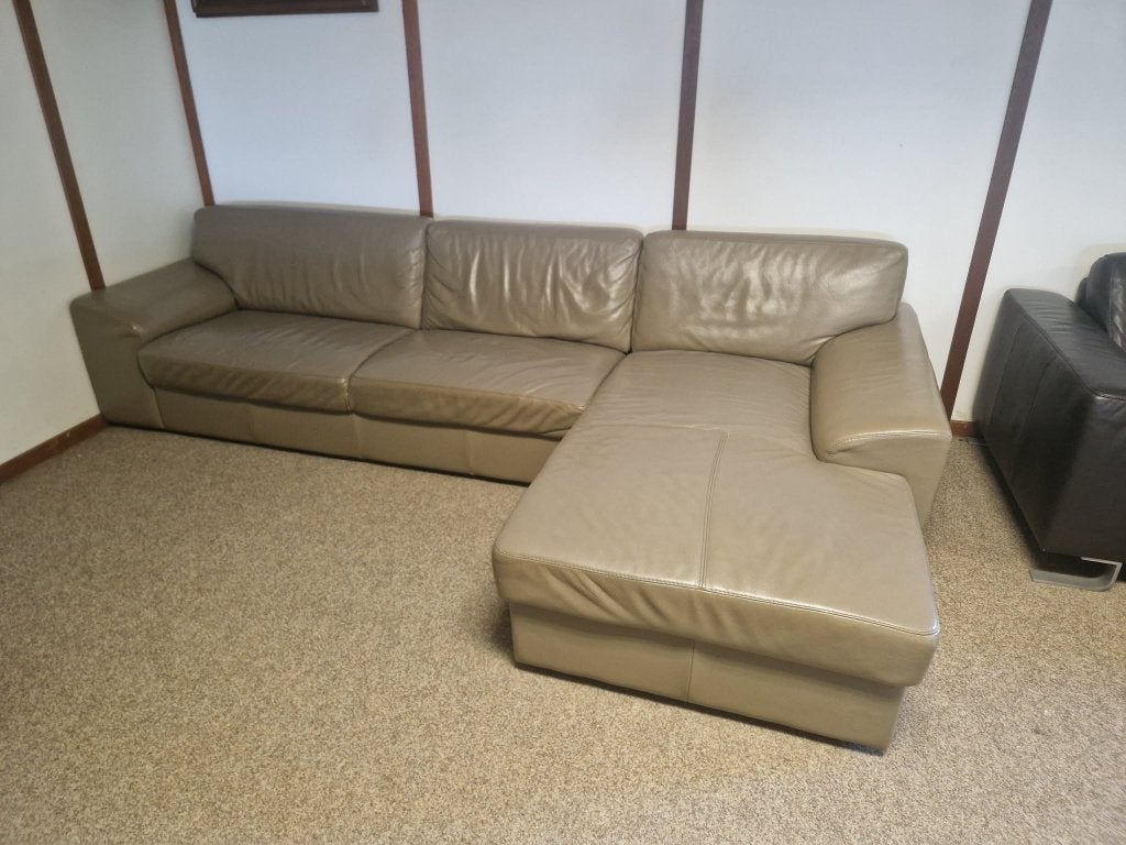 TAUPE BUFFELLEDEREN HOEKSALON AFM 310 X 170, Ophalen, Gebruikt, Leer