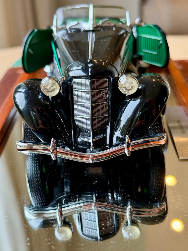oldtimer verzamel schaalmodellen 1:24, Hobby en Vrije tijd, Ophalen, Zo goed als nieuw