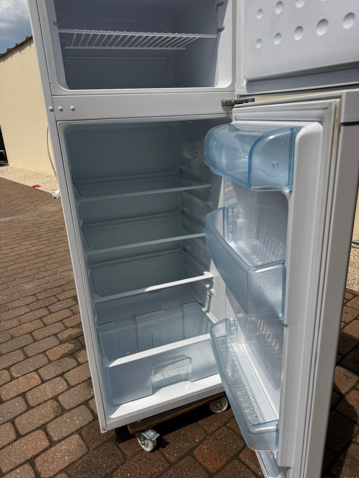 Beko ijskast met diepvries vak., Electroménager, Enlèvement, Comme neuf, Autoportant