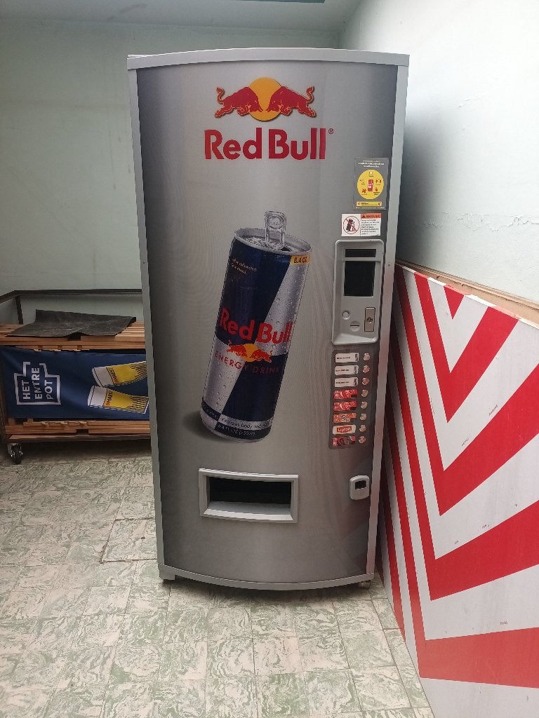 Red Bull Drankautomaat, Verzamelen, Merken en Reclamevoorwerpen, Ophalen, Gebruikt